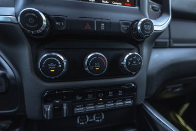 2021 RAM 3500 Big Horn Crew Cab 4x4 6'4' Box
