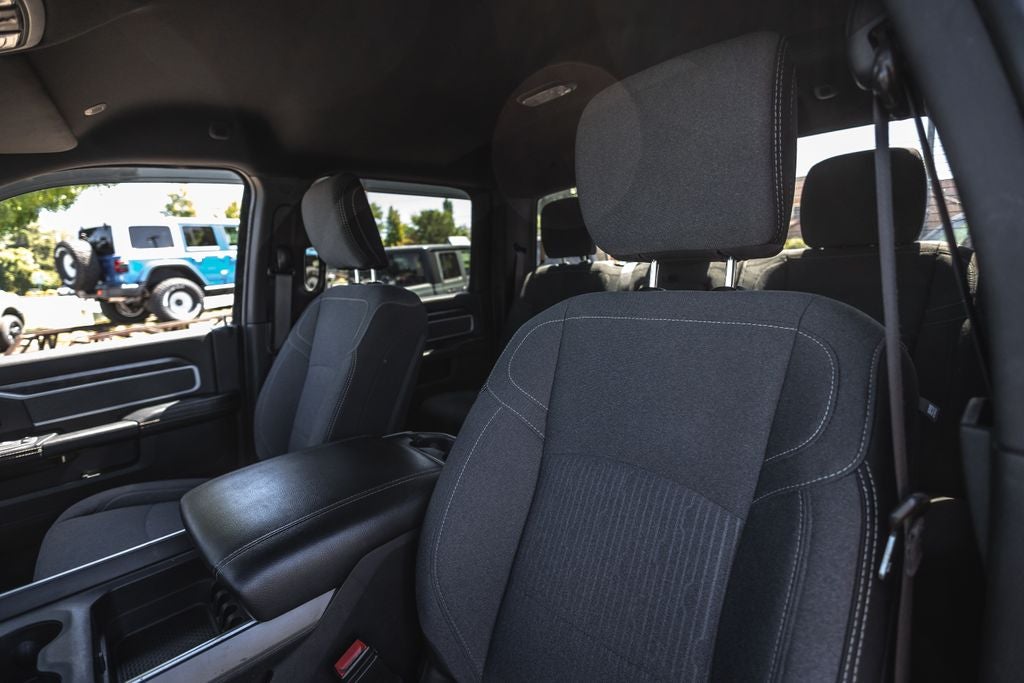 2021 RAM 3500 Big Horn Crew Cab 4x4 6'4' Box