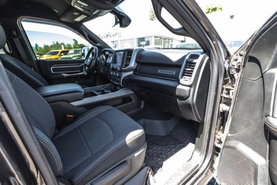 2021 RAM 3500 Big Horn Crew Cab 4x4 6'4' Box