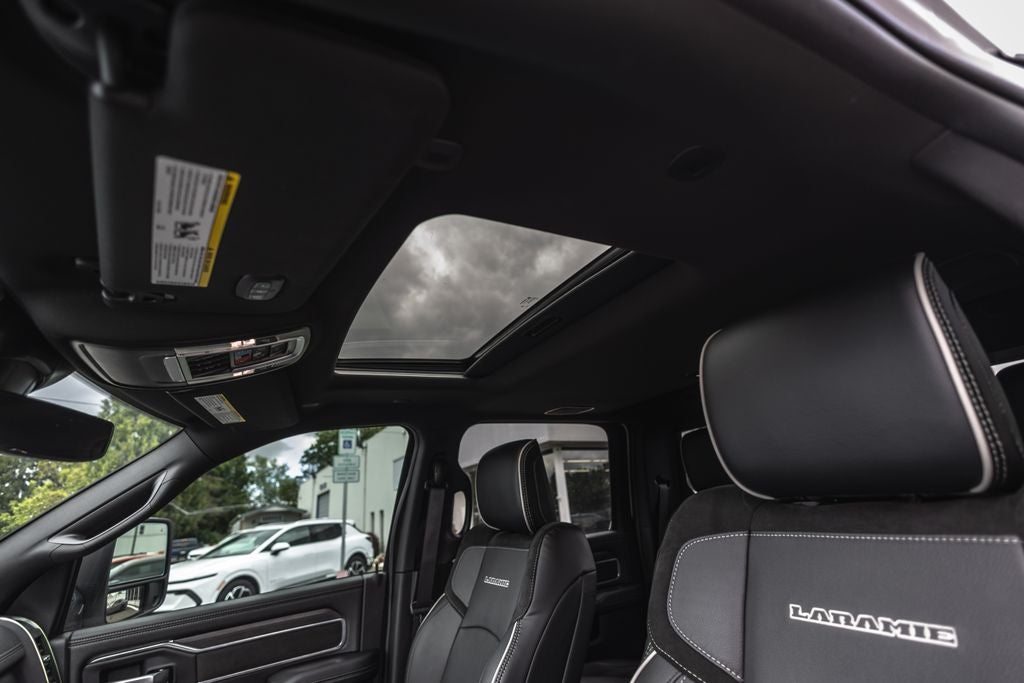 2025 RAM 3500 Laramie Crew Cab 4x4 6'4' Box