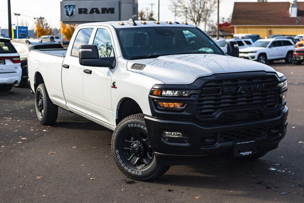 2026 RAM Ram 3500 RAM 3500 TRADESMAN CREW CAB 4X4 8' BOX
