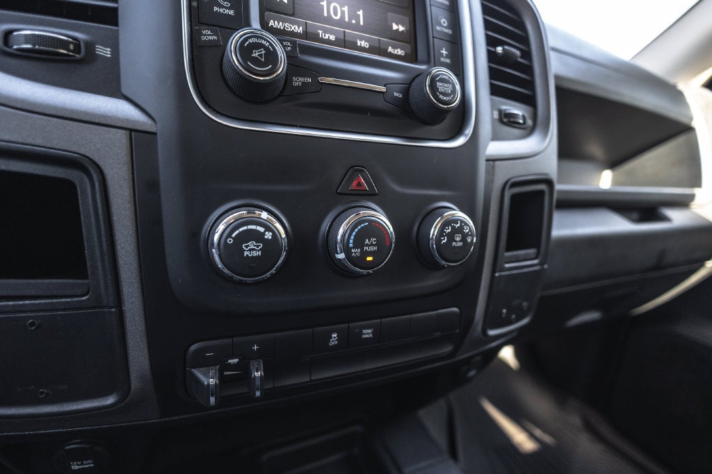 2018 RAM 3500 Tradesman Crew Cab 4x4 8' Box