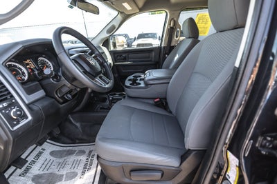 2018 RAM 3500 Tradesman Crew Cab 4x4 8' Box