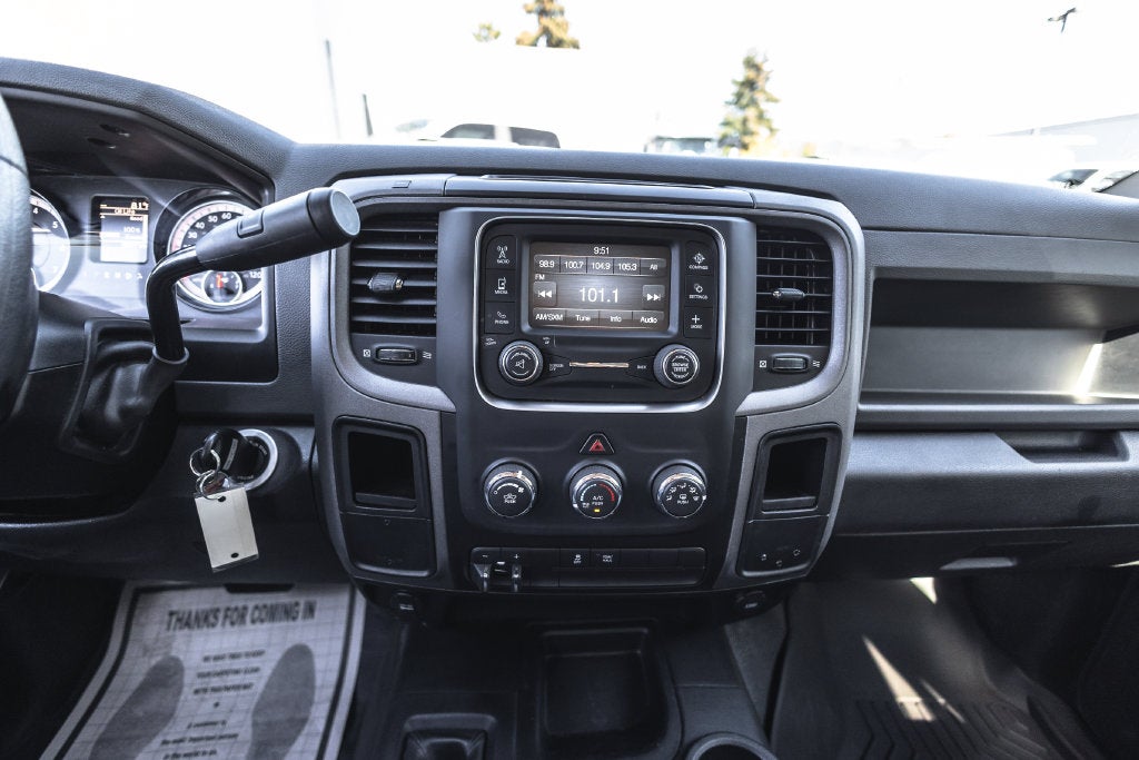 2018 RAM 3500 Tradesman Crew Cab 4x4 8' Box