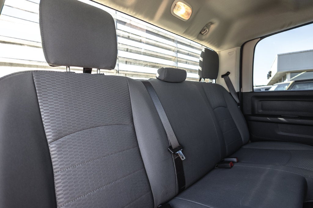 2018 RAM 3500 Tradesman Crew Cab 4x4 8' Box