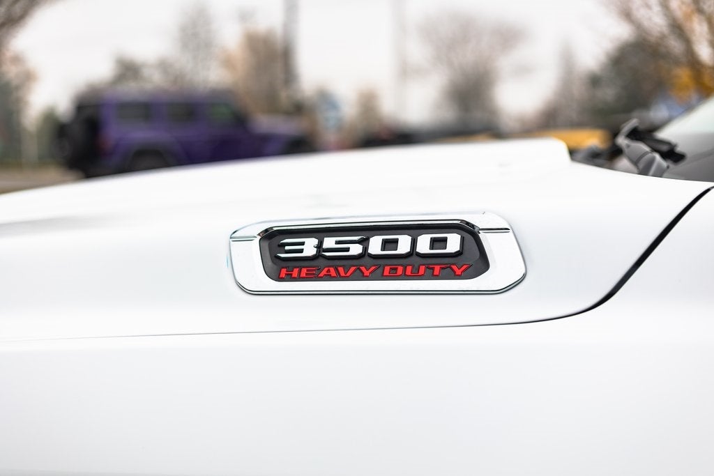 2024 RAM 3500 Big Horn Crew Cab 4x4 8' Box