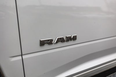 2024 RAM 3500 Big Horn Crew Cab 4x4 8' Box