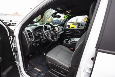 2024 RAM 3500 Big Horn Crew Cab 4x4 8' Box