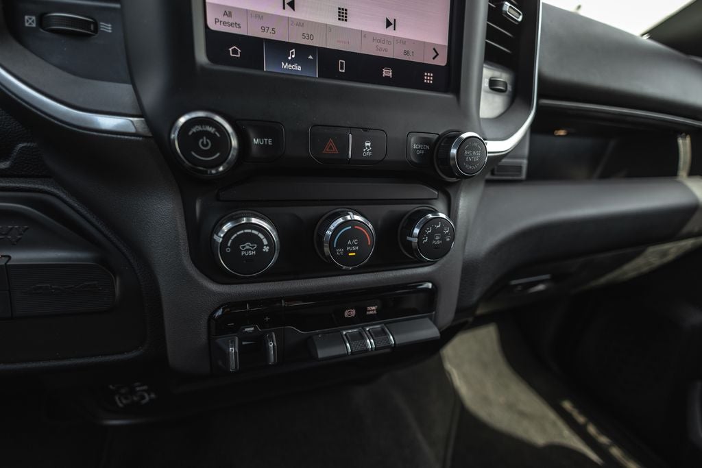 2024 RAM 3500 Big Horn Crew Cab 4x4 8' Box