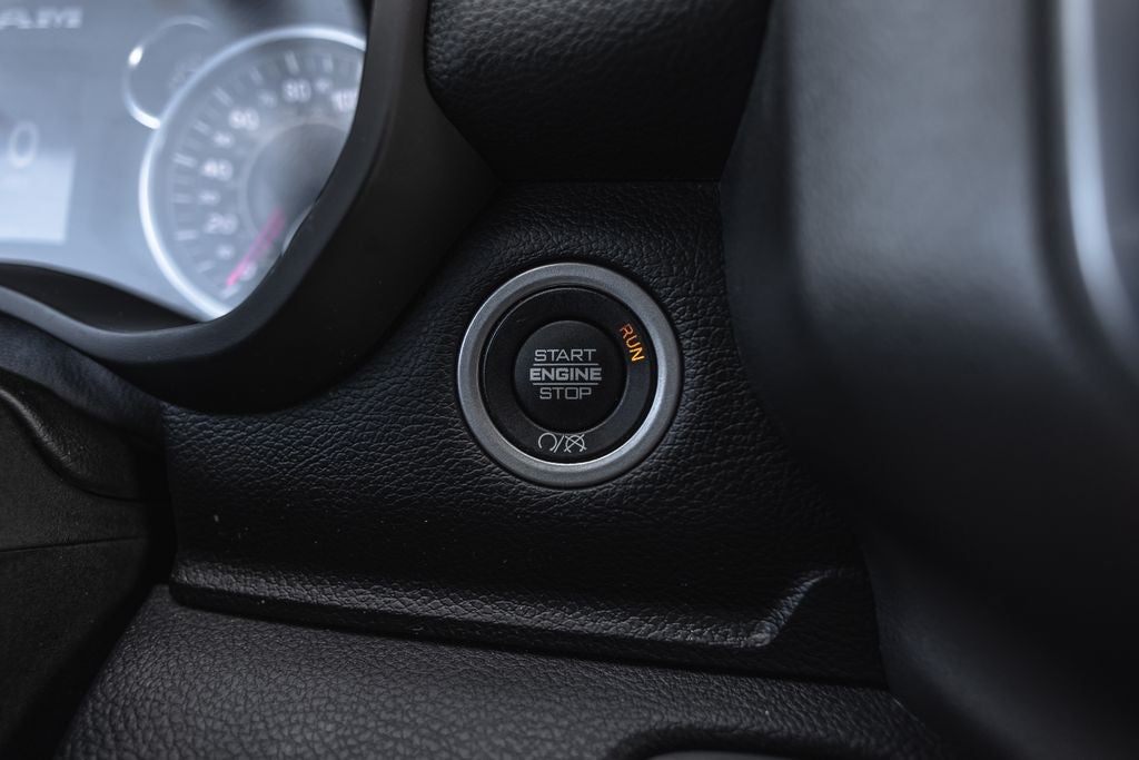 2024 RAM 3500 Big Horn Crew Cab 4x4 8' Box