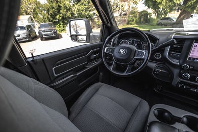 2024 RAM 3500 Big Horn Crew Cab 4x4 8' Box