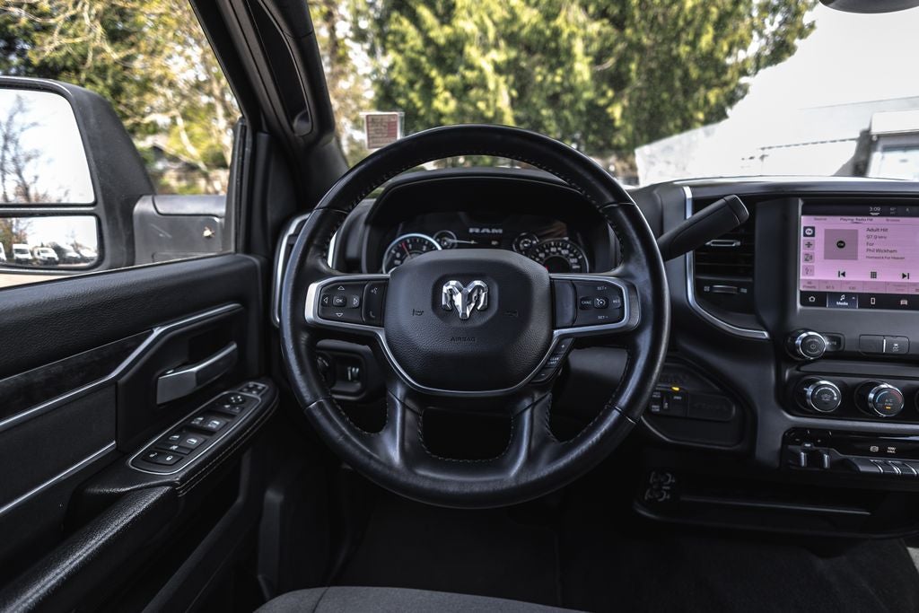 2024 RAM 3500 Big Horn Crew Cab 4x4 8' Box