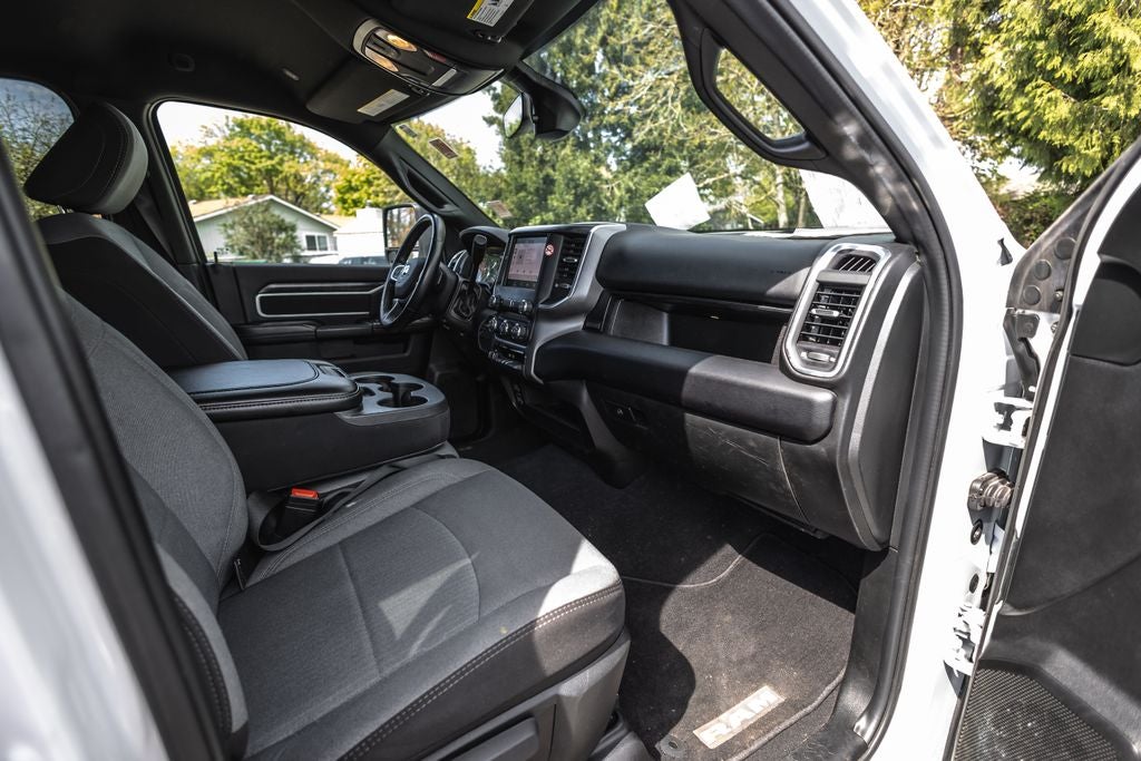 2024 RAM 3500 Big Horn Crew Cab 4x4 8' Box