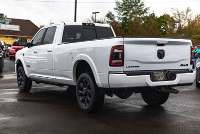 2022 RAM 3500 Limited Crew Cab 4x4 8' Box