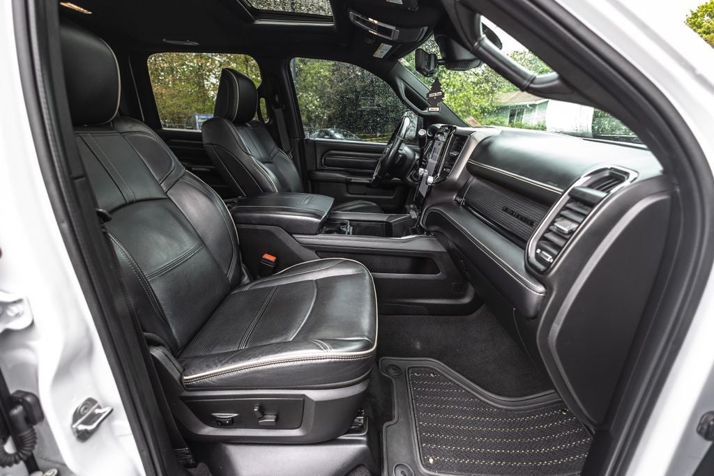2022 RAM 3500 Limited Crew Cab 4x4 8' Box