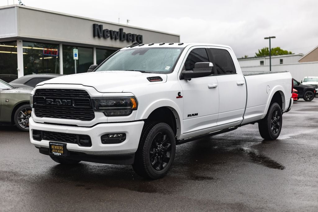 2022 RAM 3500 Limited Crew Cab 4x4 8' Box