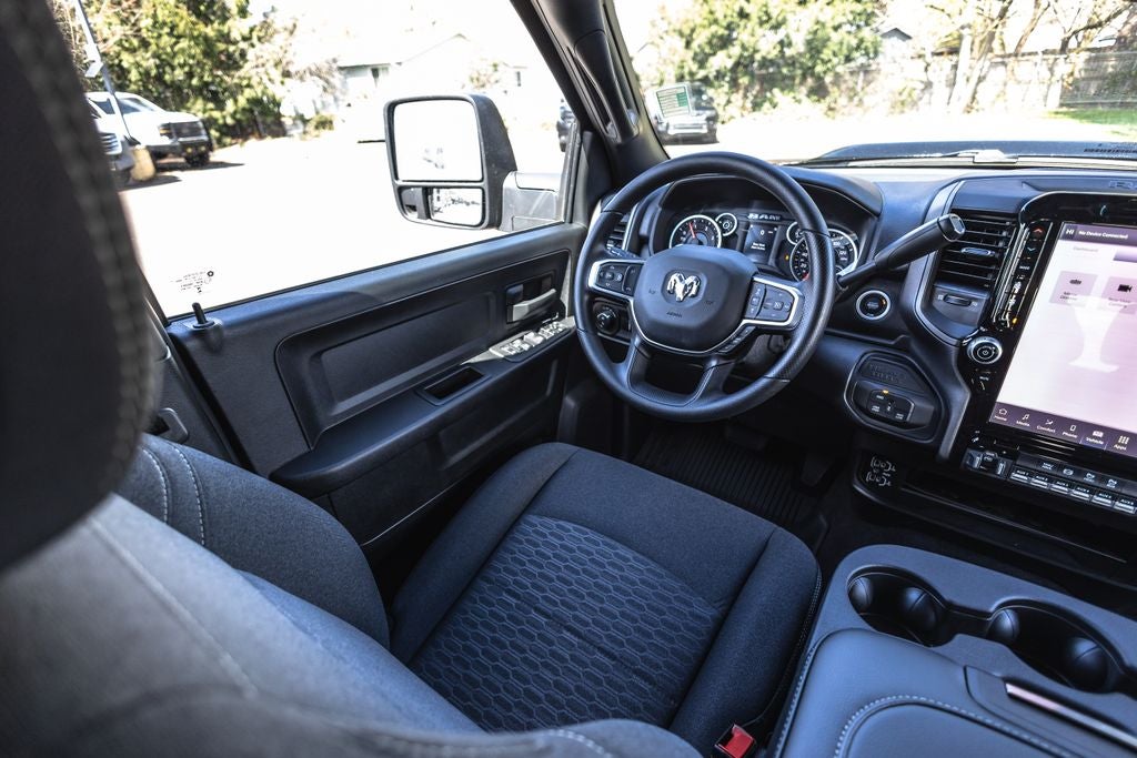 2026 RAM Ram 2500 RAM 2500 BLACK EXPRESS CREW CAB 4X4 6'4' BOX