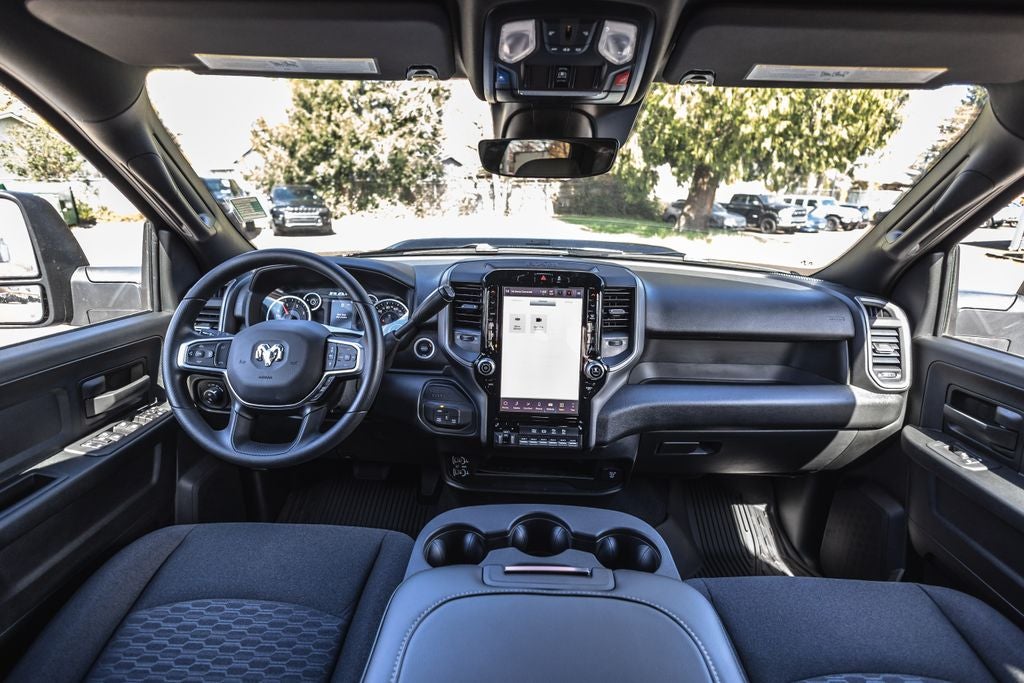 2026 RAM Ram 2500 RAM 2500 BLACK EXPRESS CREW CAB 4X4 6'4' BOX