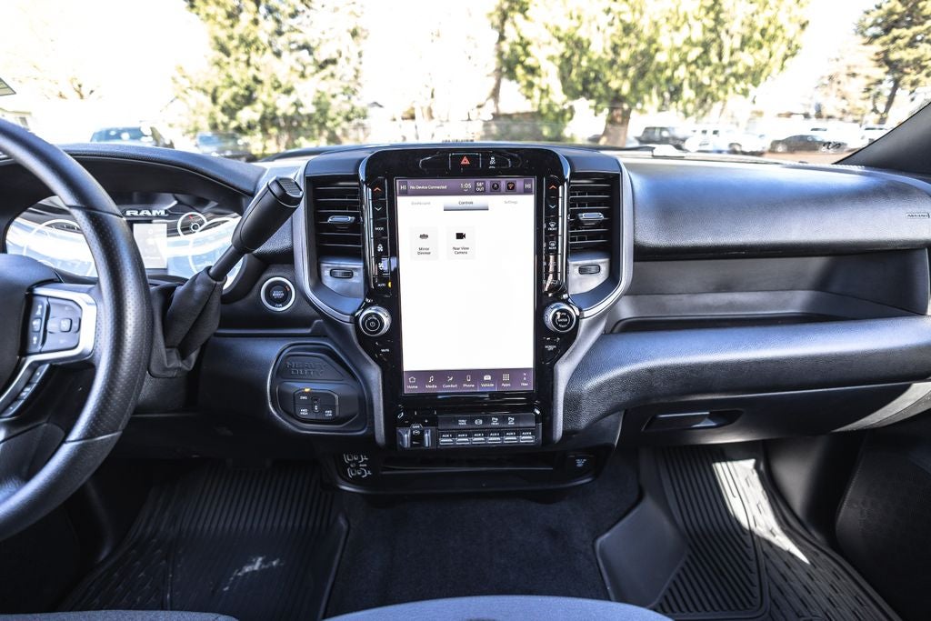 2026 RAM Ram 2500 RAM 2500 BLACK EXPRESS CREW CAB 4X4 6'4' BOX