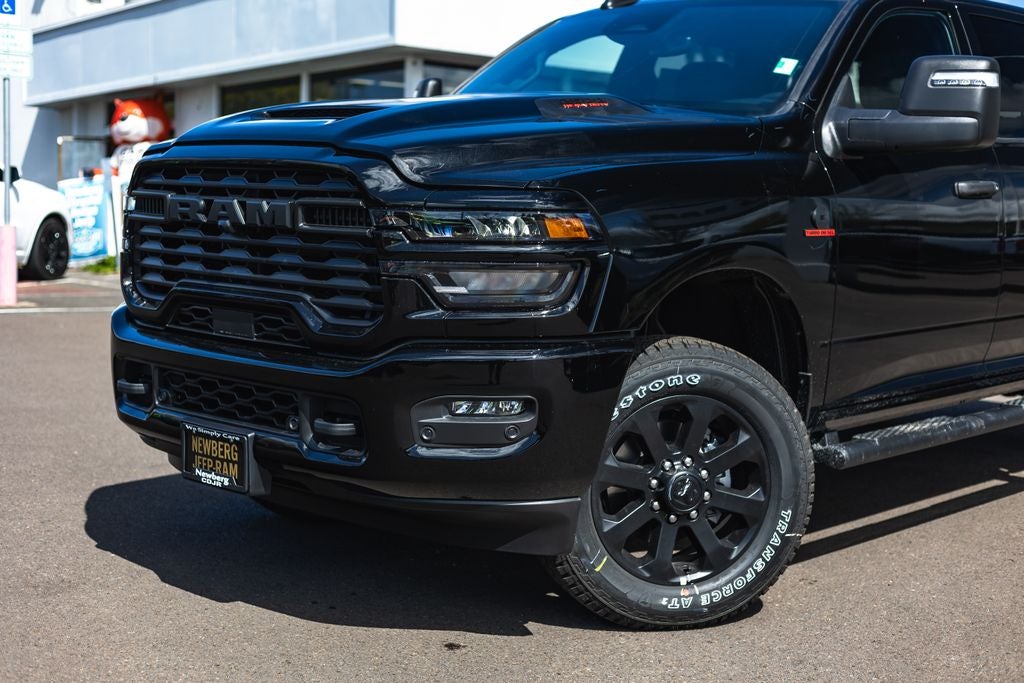 2026 RAM Ram 2500 RAM 2500 BLACK EXPRESS CREW CAB 4X4 6'4' BOX