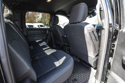 2026 RAM Ram 2500 RAM 2500 BLACK EXPRESS CREW CAB 4X4 6'4' BOX