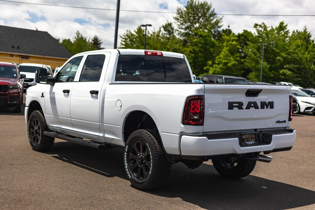 2026 RAM Ram 2500 RAM 2500 BLACK EXPRESS CREW CAB 4X4 6'4' BOX