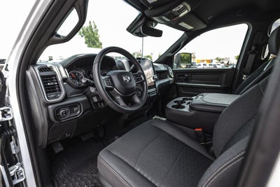 2026 RAM Ram 2500 RAM 2500 BLACK EXPRESS CREW CAB 4X4 6'4' BOX