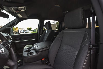 2026 RAM Ram 2500 RAM 2500 BLACK EXPRESS CREW CAB 4X4 6'4' BOX