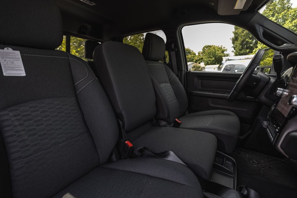 2026 RAM Ram 2500 RAM 2500 BLACK EXPRESS CREW CAB 4X4 6'4' BOX