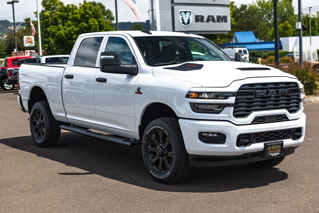 2026 RAM Ram 2500 RAM 2500 BLACK EXPRESS CREW CAB 4X4 6'4' BOX