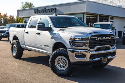 2025 RAM 2500 Big Horn Crew Cab 4x4 6'4' Box