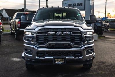 2026 RAM Ram 3500 RAM 3500 TRADESMAN CREW CAB 4X4 8' BOX