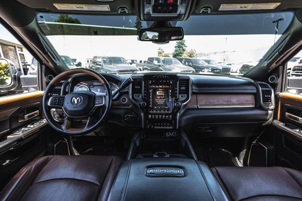 2020 RAM 3500 Laramie Longhorn Crew Cab 4x4 8' Box