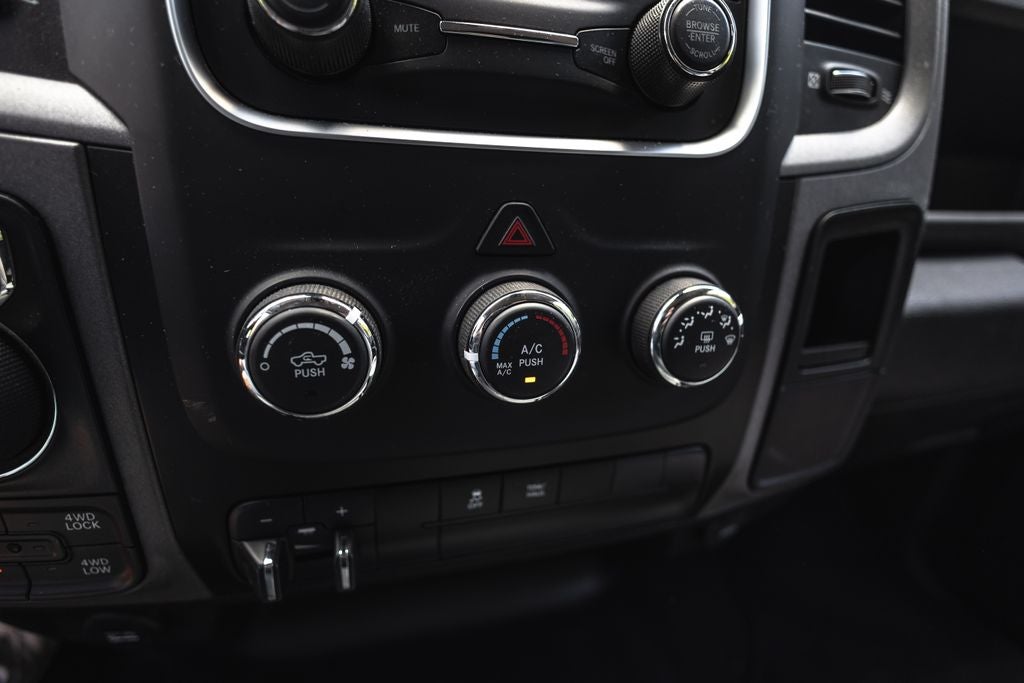 2023 RAM 1500 Classic Tradesman Crew Cab 4x4 5'7' Box