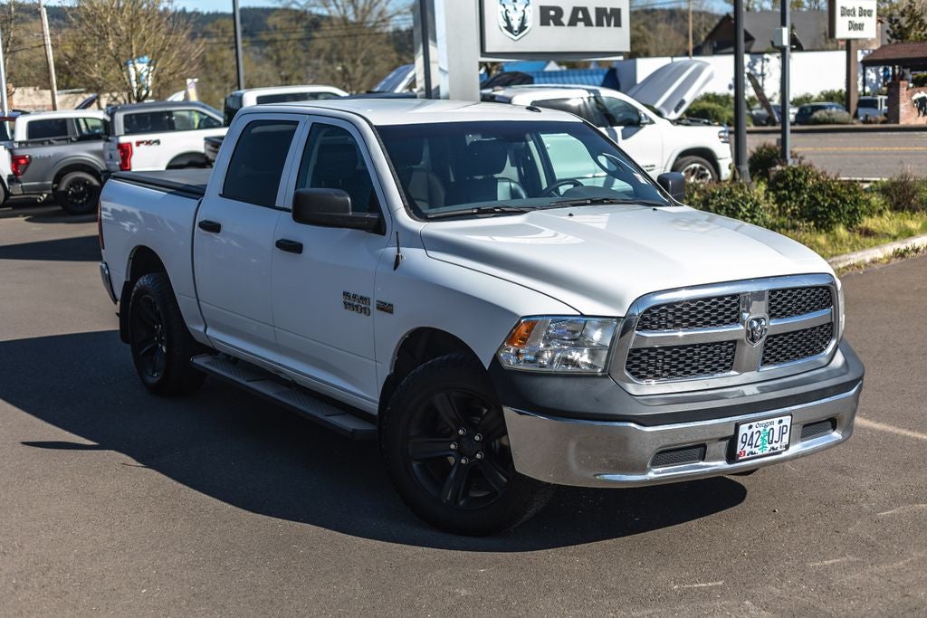 2017 RAM 1500 ST