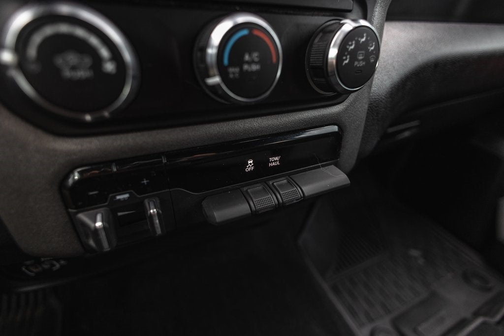 2024 RAM 2500 Tradesman Crew Cab 4x4 6'4' Box