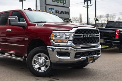 2024 RAM 2500 Tradesman Crew Cab 4x4 6'4' Box