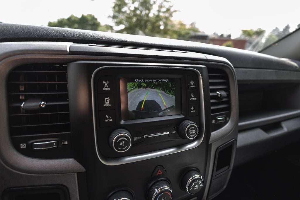 2017 RAM 2500 Tradesman Crew Cab 4x4 6'4' Box