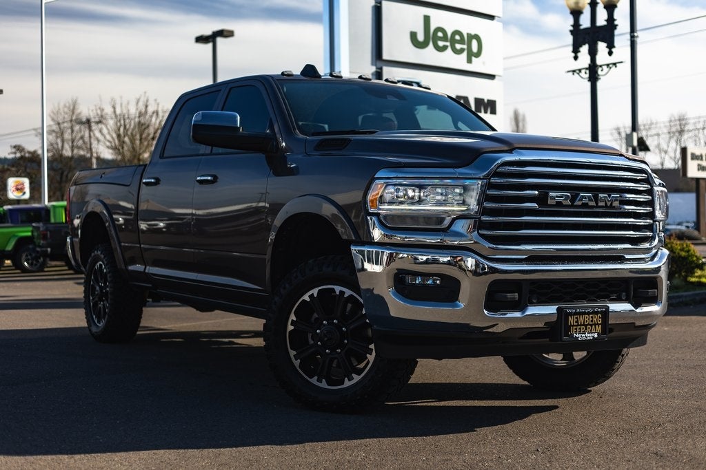 2019 RAM 2500 Longhorn Crew Cab 4x4 6'4' Box