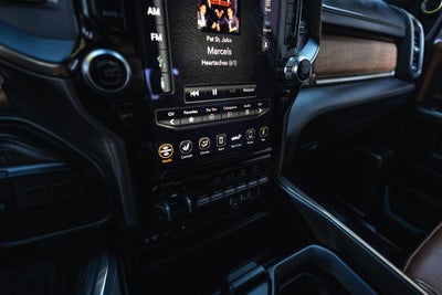 2019 RAM 2500 Longhorn Crew Cab 4x4 6'4' Box