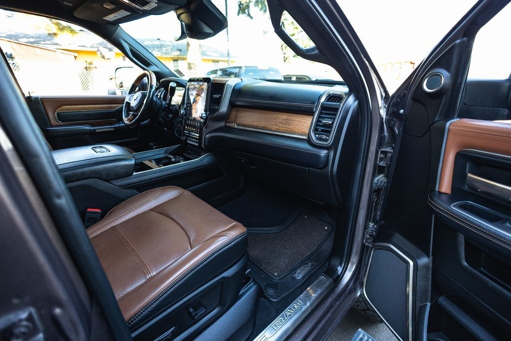 2019 RAM 2500 Longhorn Crew Cab 4x4 6'4' Box