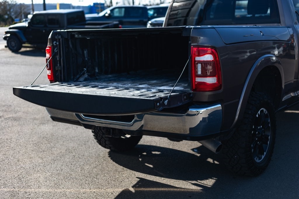 2019 RAM 2500 Longhorn Crew Cab 4x4 6'4' Box