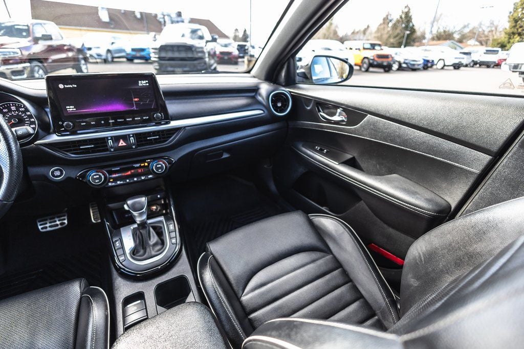 2022 Kia Forte GT-Line