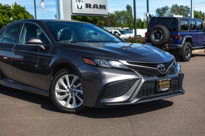 2024 Toyota Camry SE Nightshade