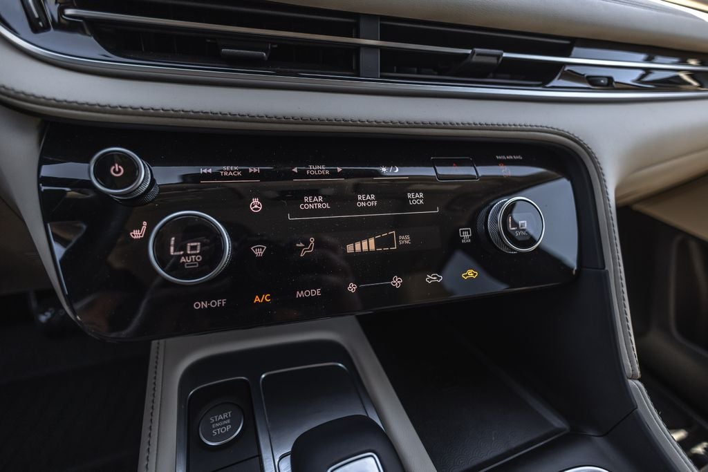 2024 INFINITI QX60 LUXE AWD