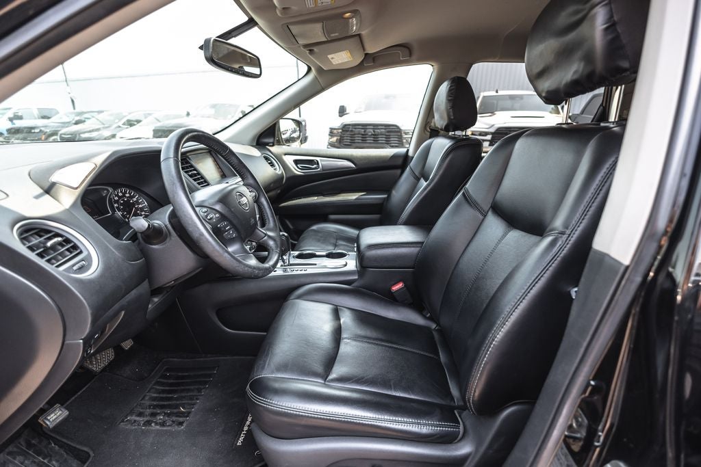 2019 Nissan Pathfinder SL