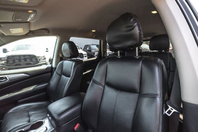 2019 Nissan Pathfinder SL