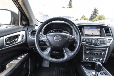 2019 Nissan Pathfinder SL