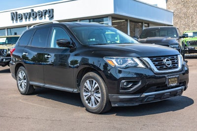 2019 Nissan Pathfinder SL
