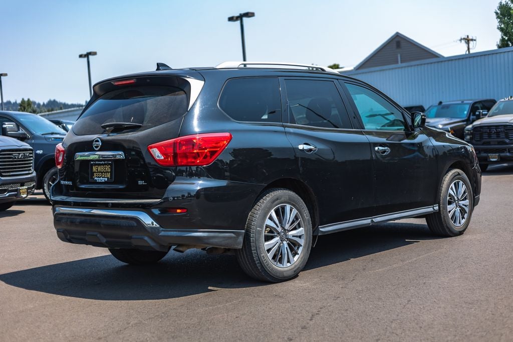 2019 Nissan Pathfinder SL